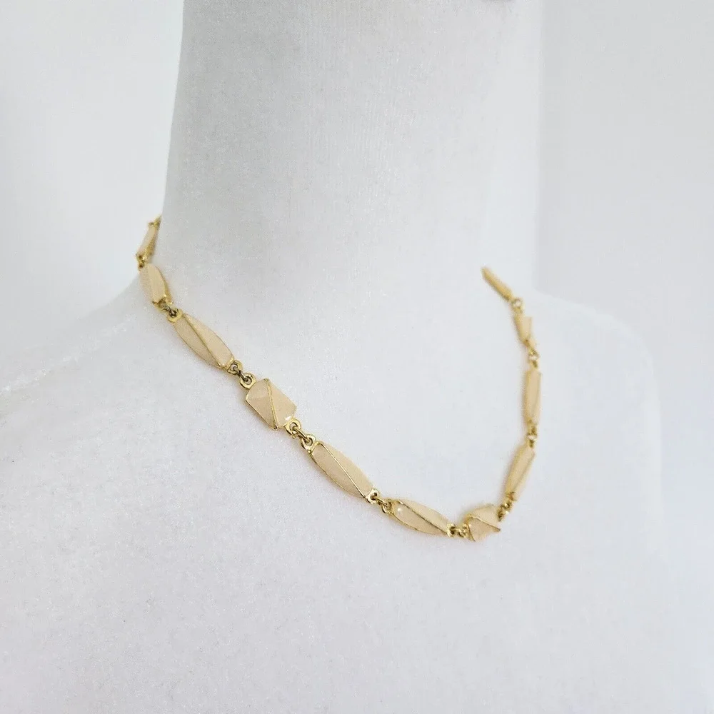 Vintage Choker Necklace Goldtone Cream Enamel Classic Midcentury Twee Coquette